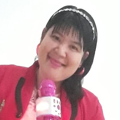 Henny Tunggeleng S. Si.