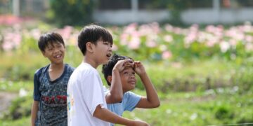 children, boys, play